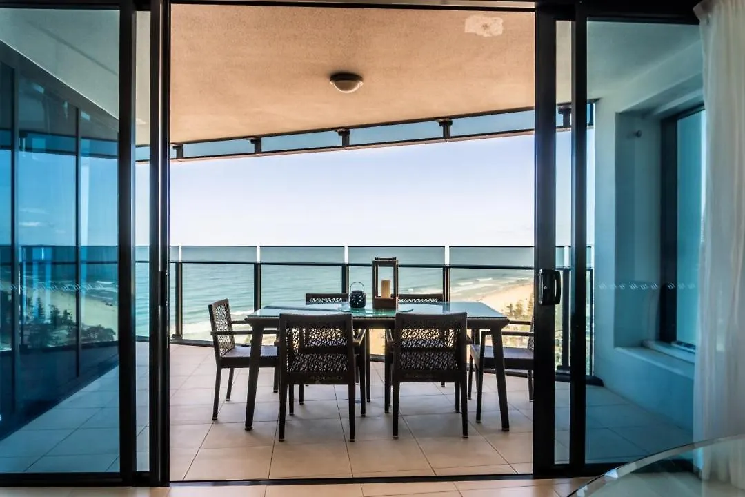 Pepper Soul Ocean View 3 Bedroom Apartment Gold Coast Aparthotel