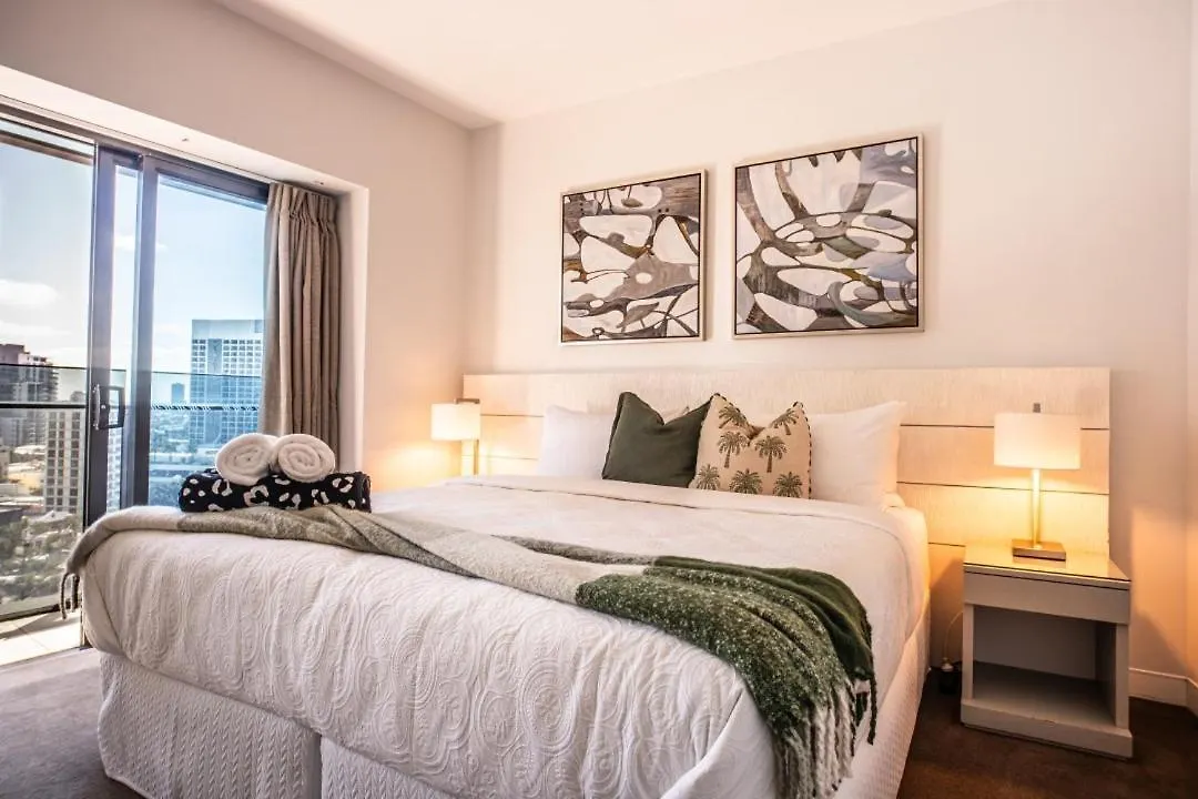 Pepper Soul Ocean View 3 Bedroom Apartment Gold Coast Aparthotel